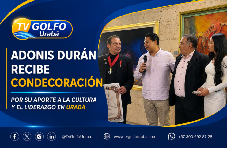 Adonis Durán recibe condecoración por su aporte a la cultura y liderazgo en Urabá